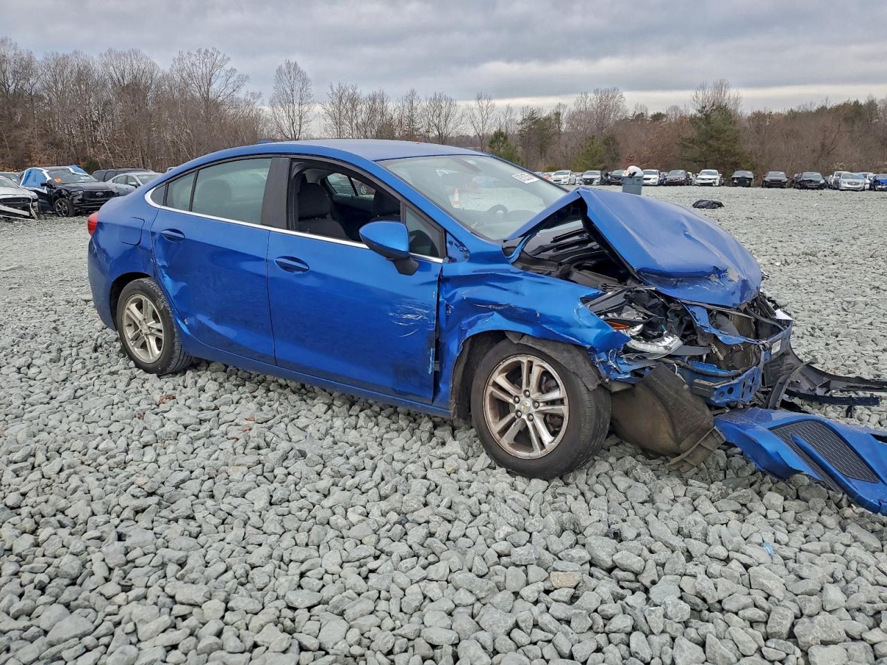 2016 CHEVROLET CRUZE LT photo 4