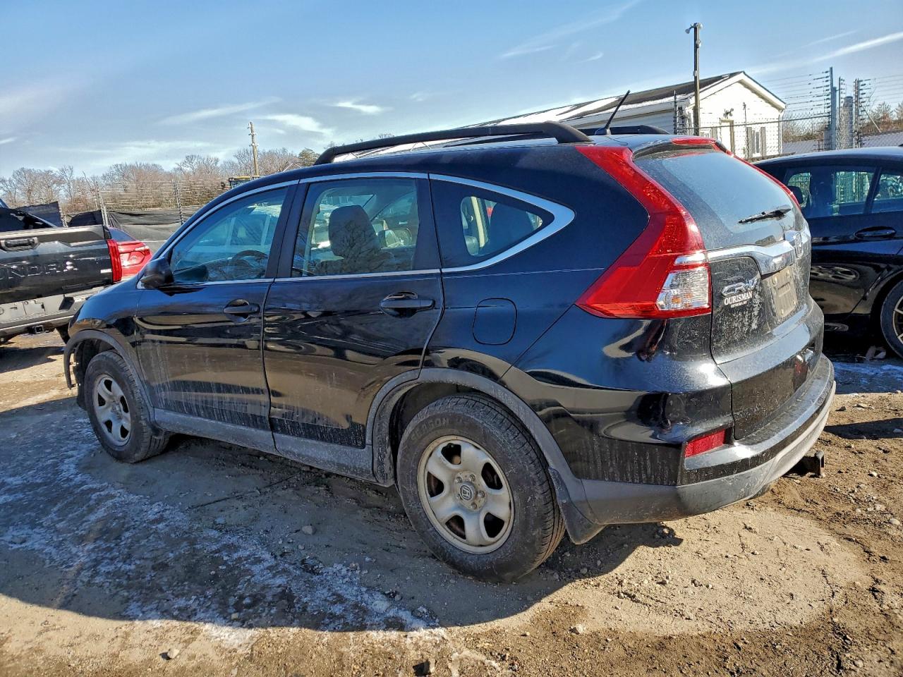 2015 HONDA CR-V LX photo 2