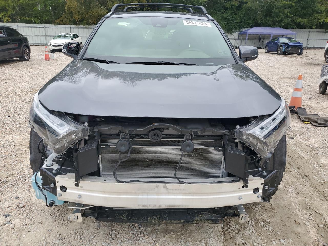 2022 TOYOTA RAV4 SE photo 5