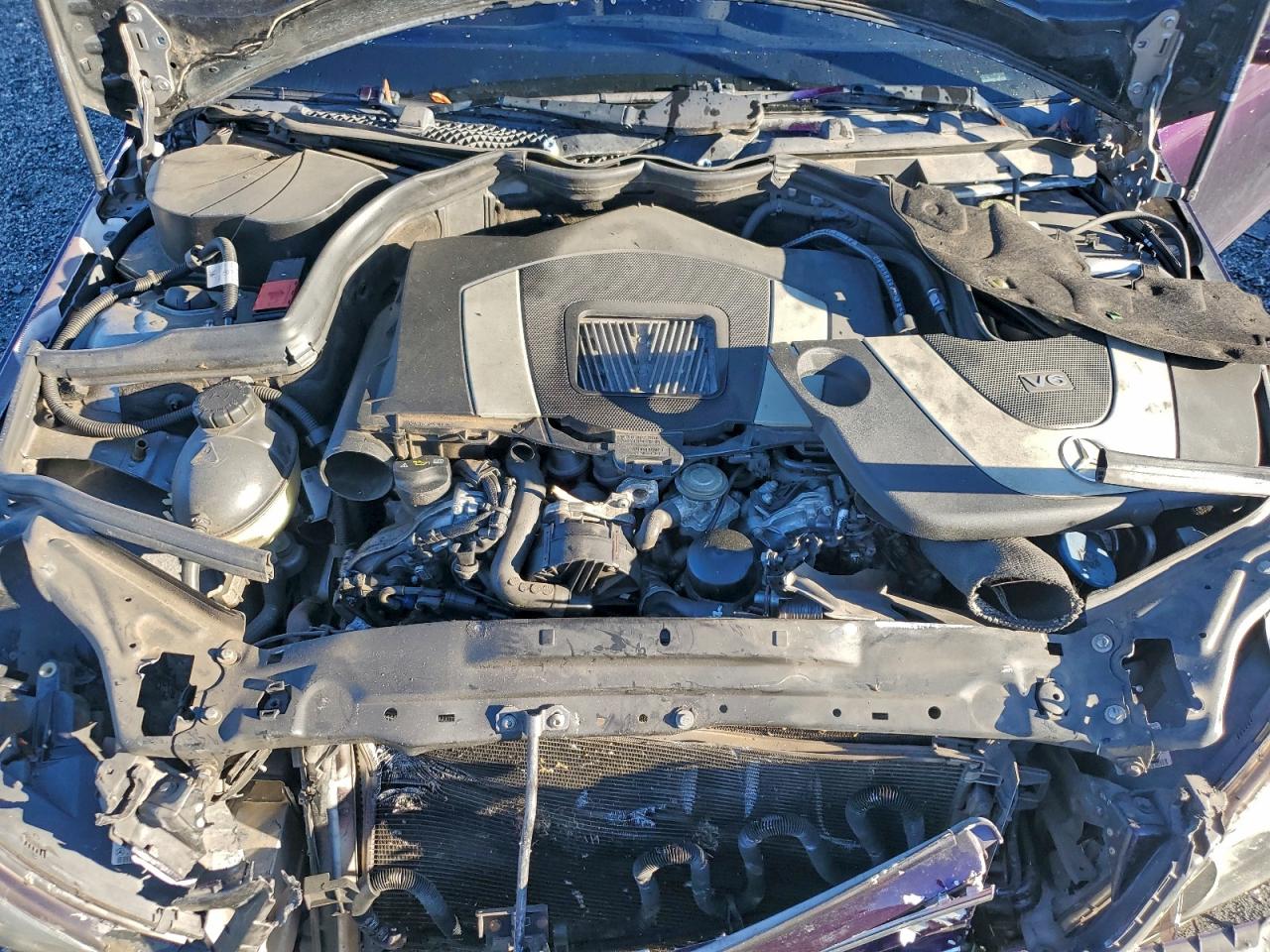 2011 MERCEDES-BENZ C 300 photo 11