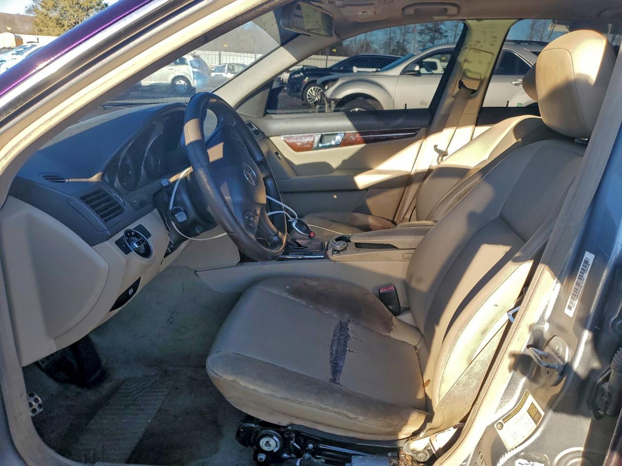 2011 MERCEDES-BENZ C 300 photo 7