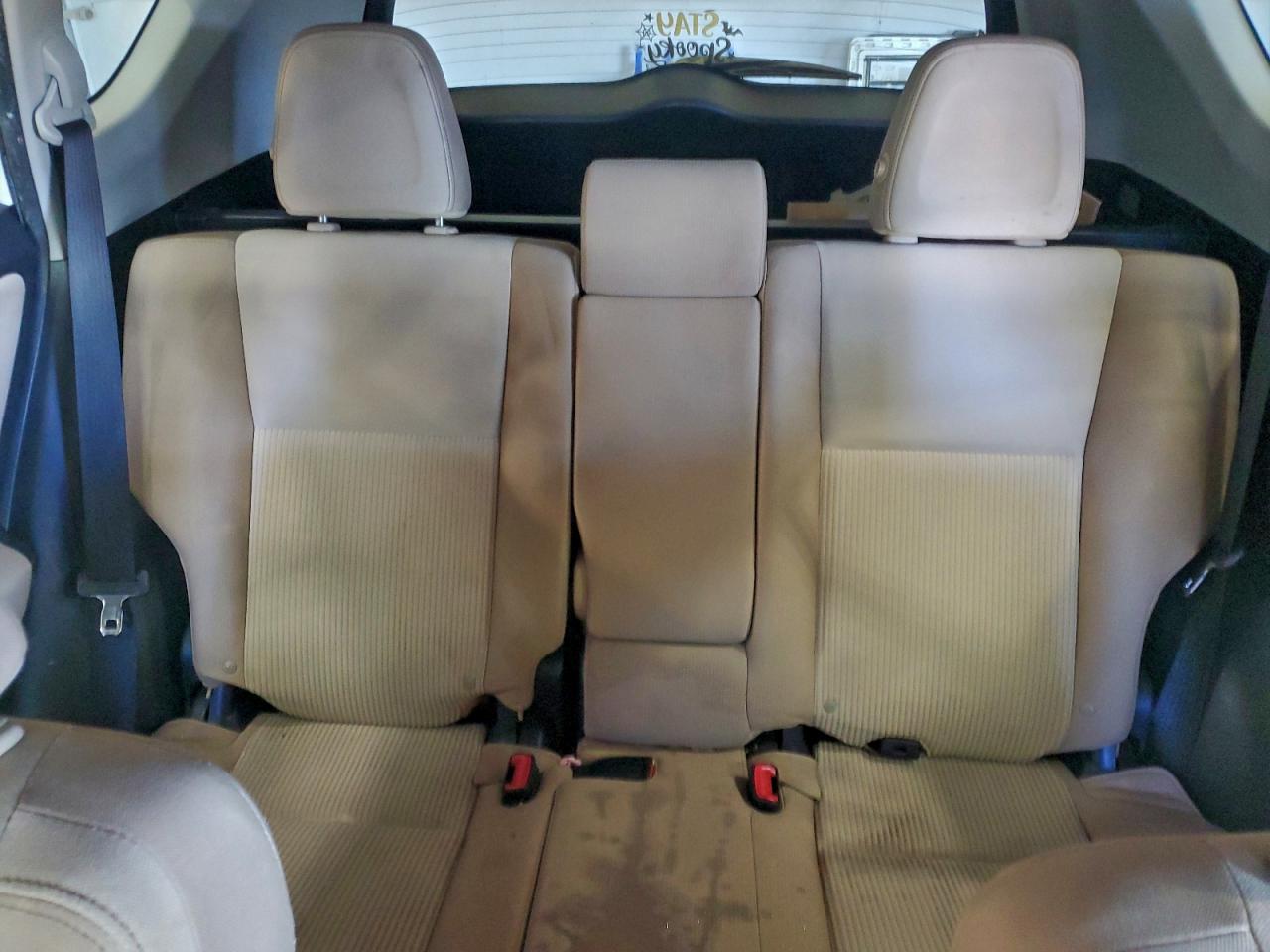 2015 TOYOTA RAV4 XLE photo 19