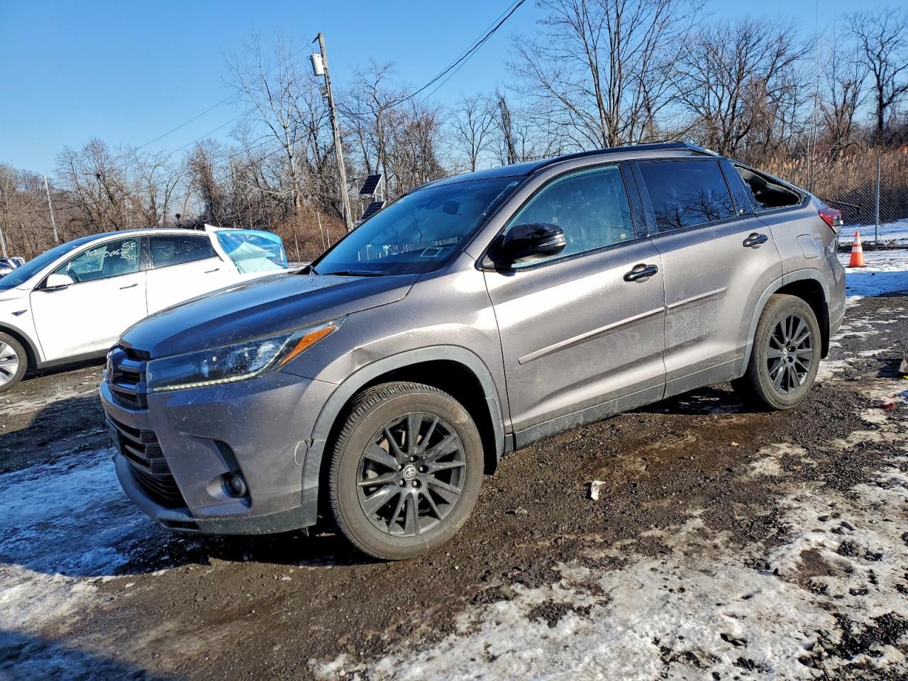 2019 TOYOTA HIGHLANDER