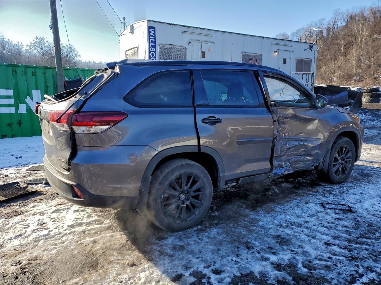 2019 TOYOTA HIGHLANDER SE photo 5