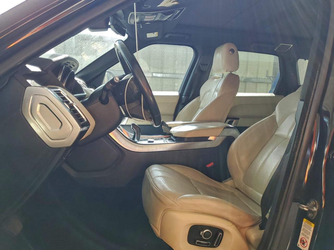 2017 LAND ROVER RANGE ROVER SPORT HSE photo 7