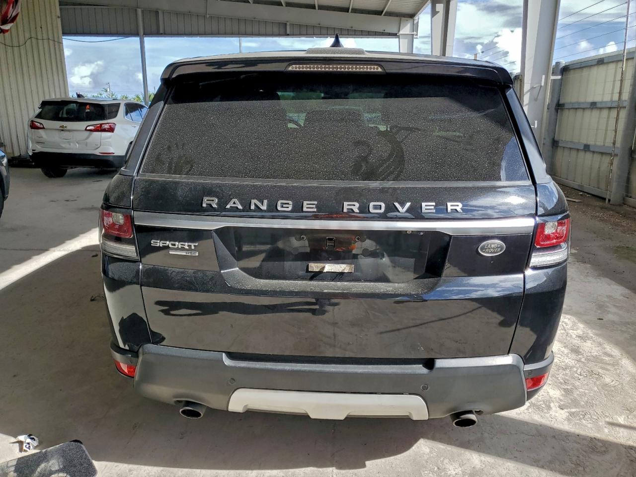 2017 LAND ROVER RANGE ROVER SPORT HSE photo 6