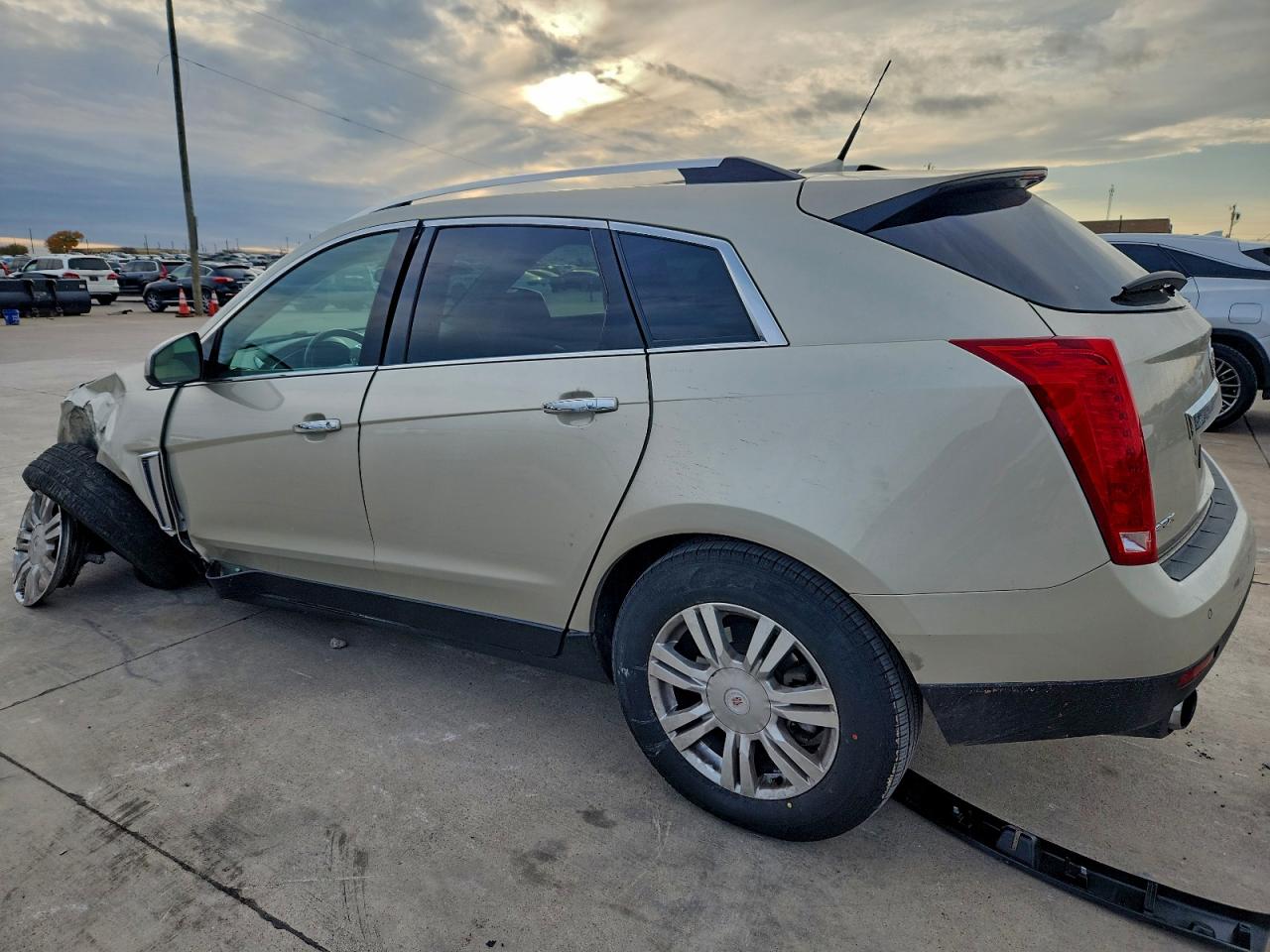 2013 CADILLAC SRX LUXURY COLLECTION photo 3