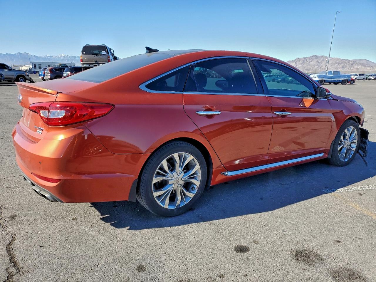2015 HYUNDAI SONATA SPORT photo 3