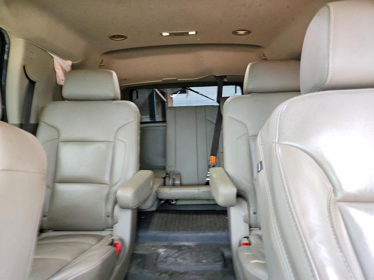 2017 CHEVROLET TAHOE C1500 LT photo 10