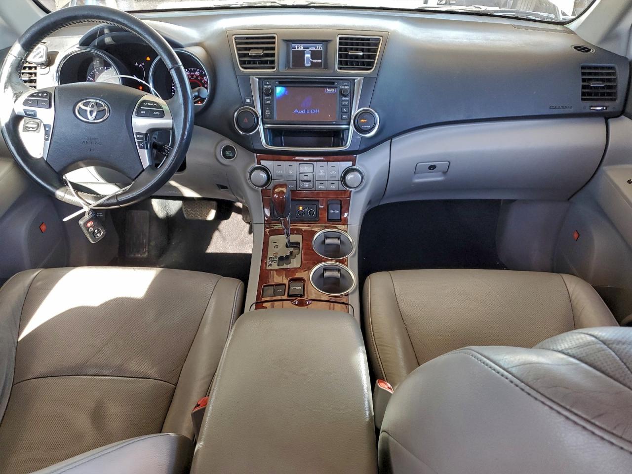 2013 TOYOTA HIGHLANDER LIMITED photo 15