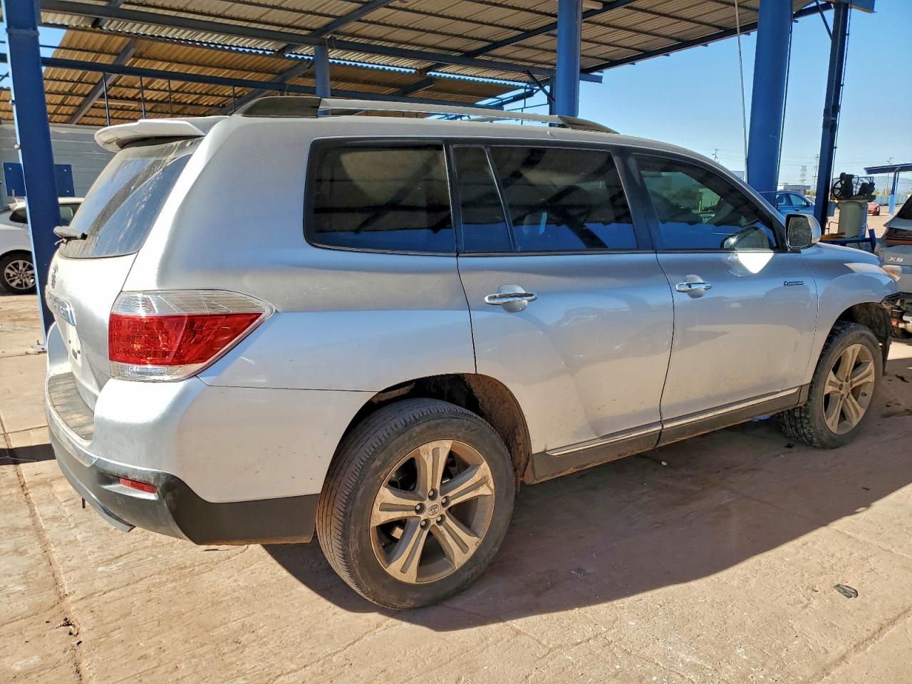 2013 TOYOTA HIGHLANDER LIMITED photo 5