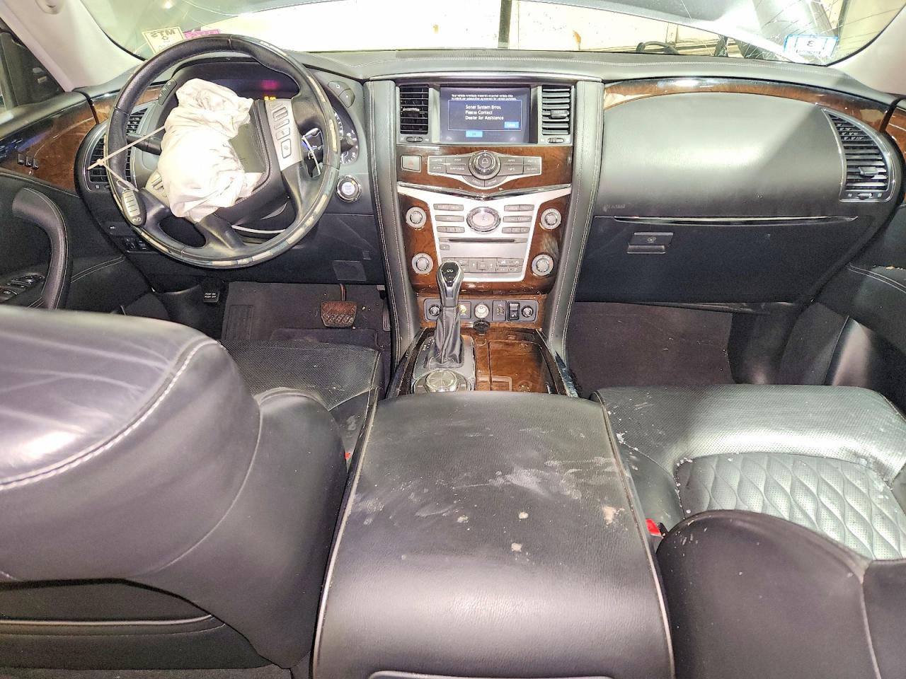 2019 INFINITI QX80 LUXE photo 8