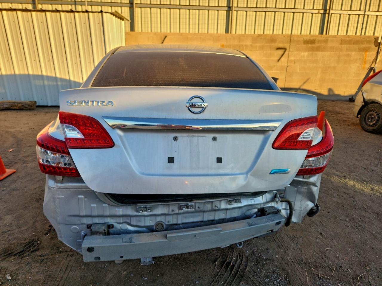 2014 NISSAN SENTRA S photo 11