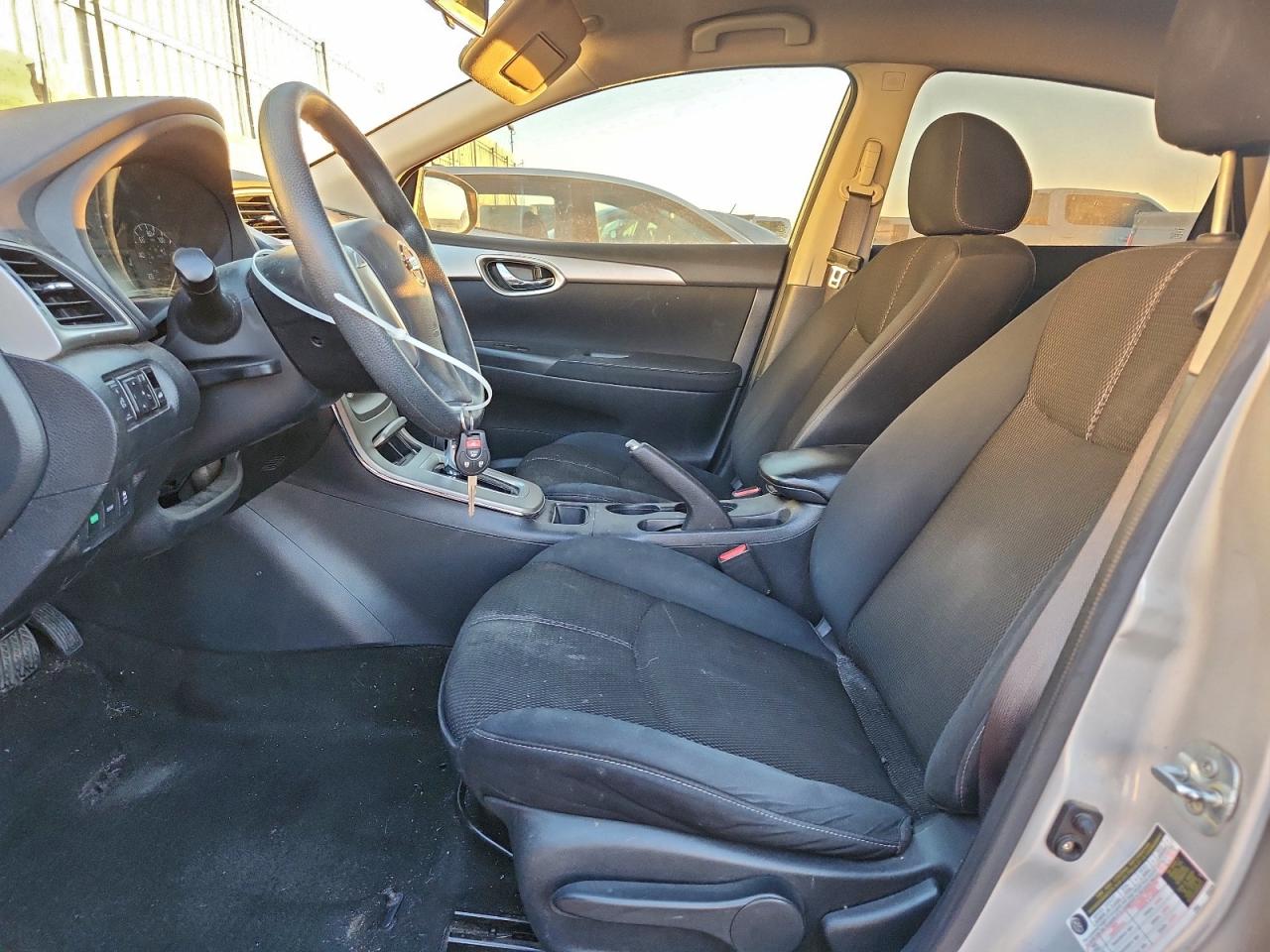 2014 NISSAN SENTRA S photo 13
