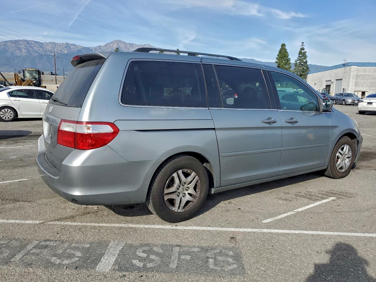 2006 HONDA ODYSSEY EXL photo 3