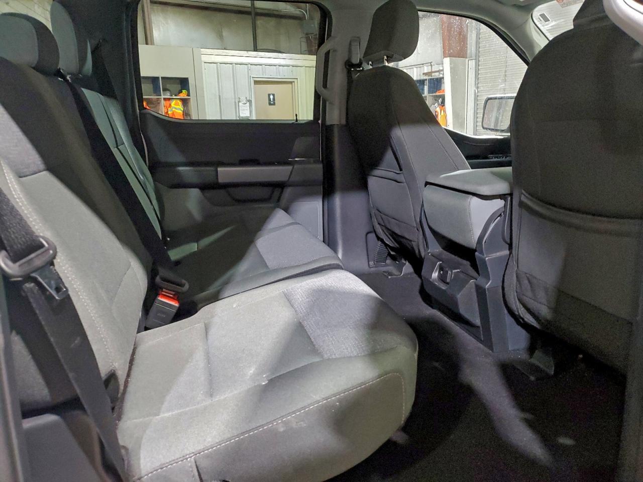 2025 FORD F150 XLT photo 10