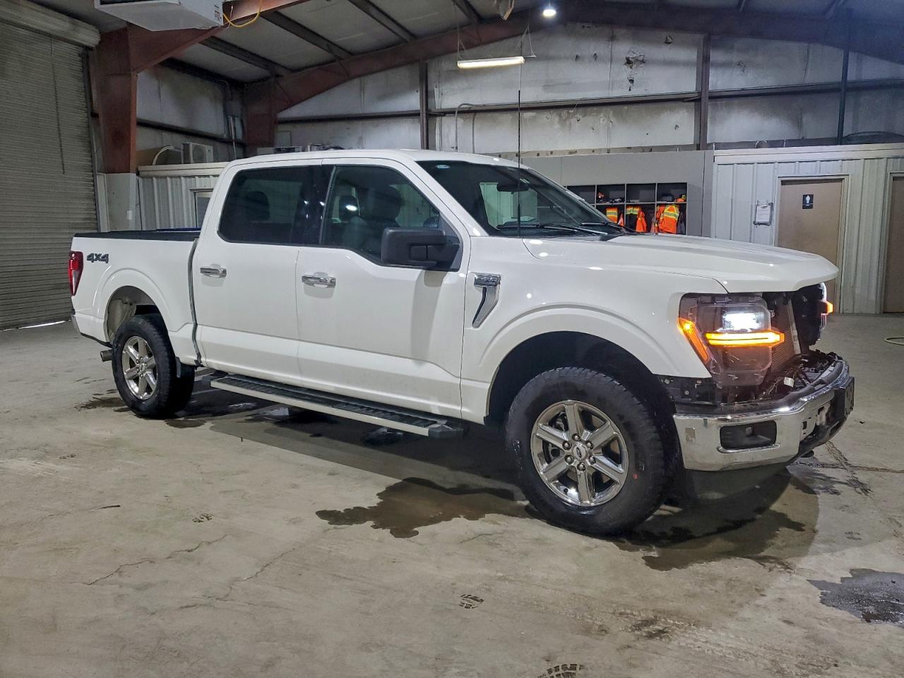 2025 FORD F150 XLT photo 4