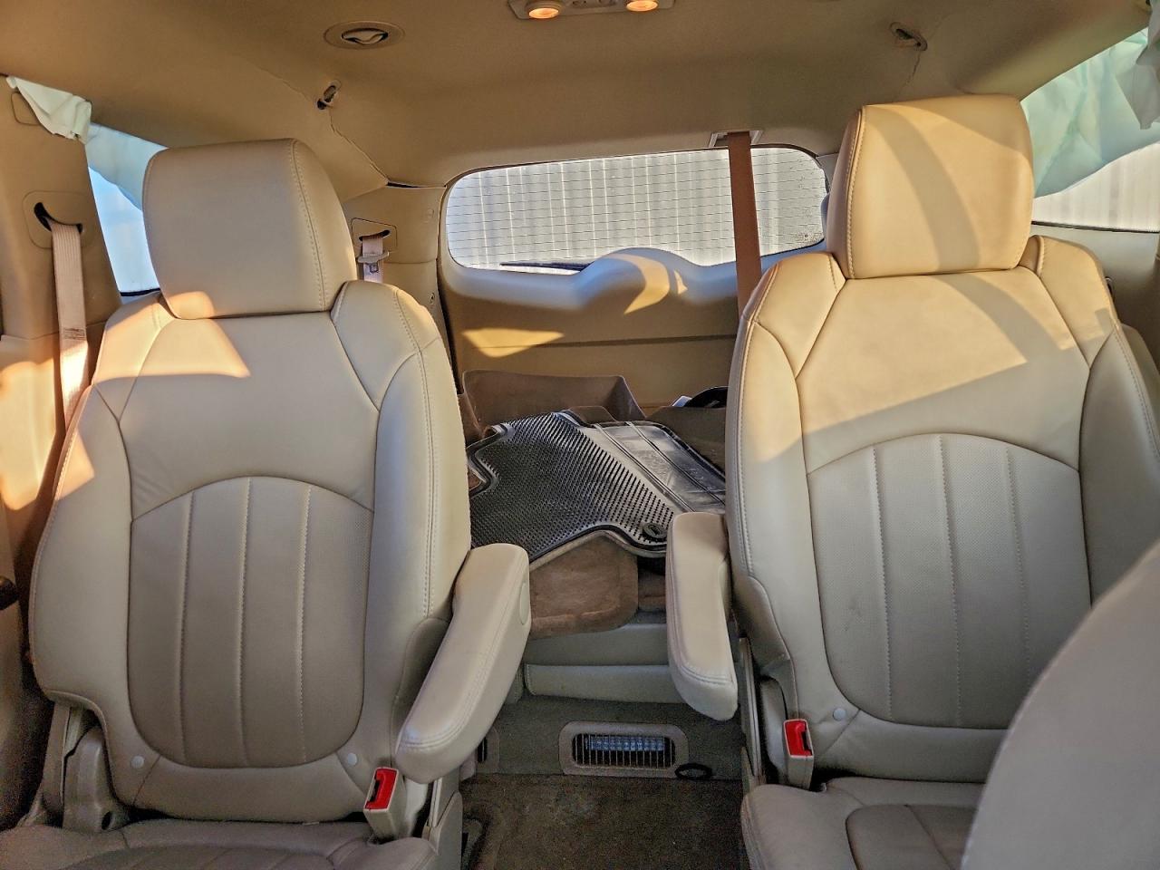2011 BUICK ENCLAVE CXL photo 19