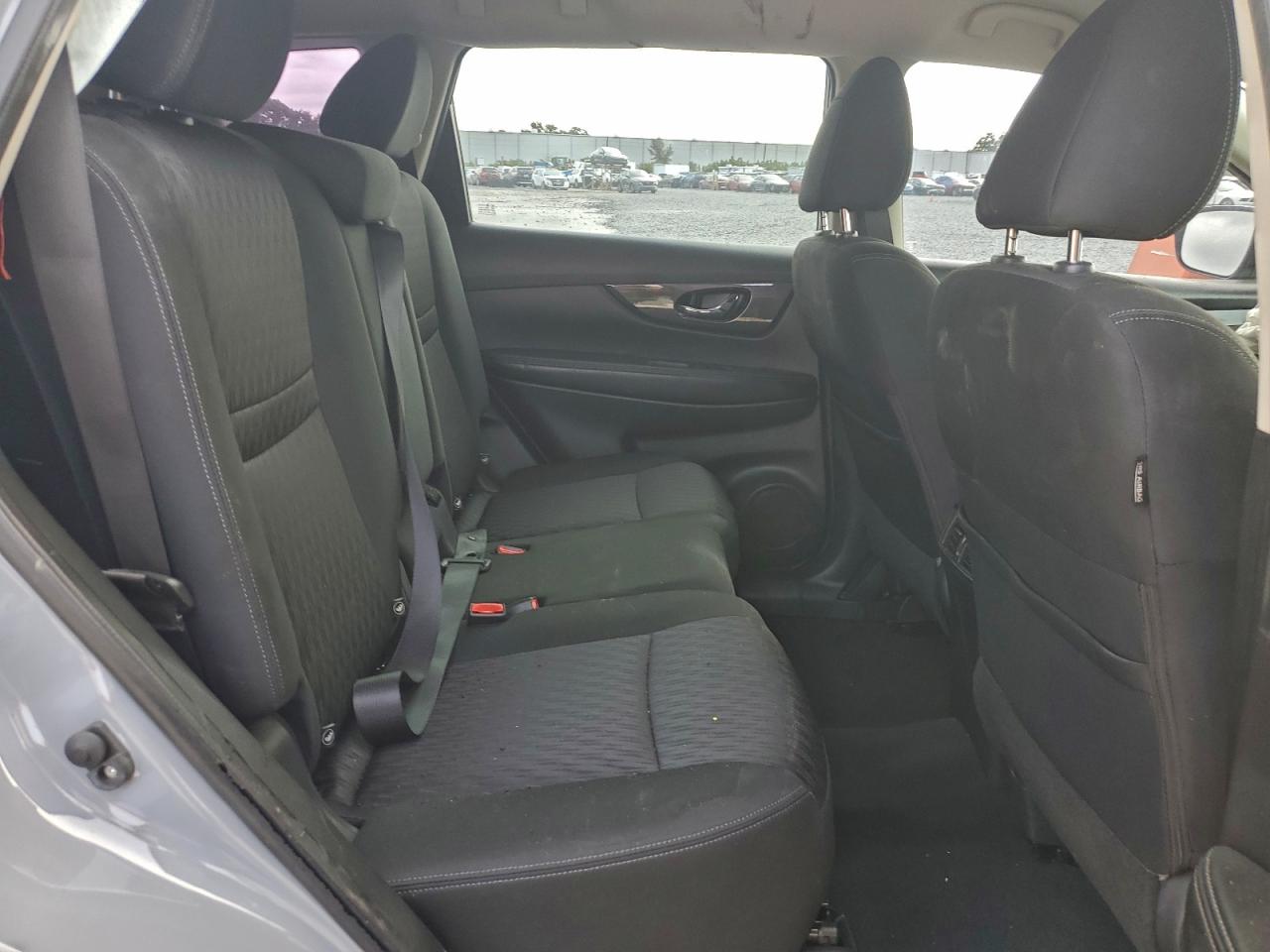2017 NISSAN ROGUE S photo 11