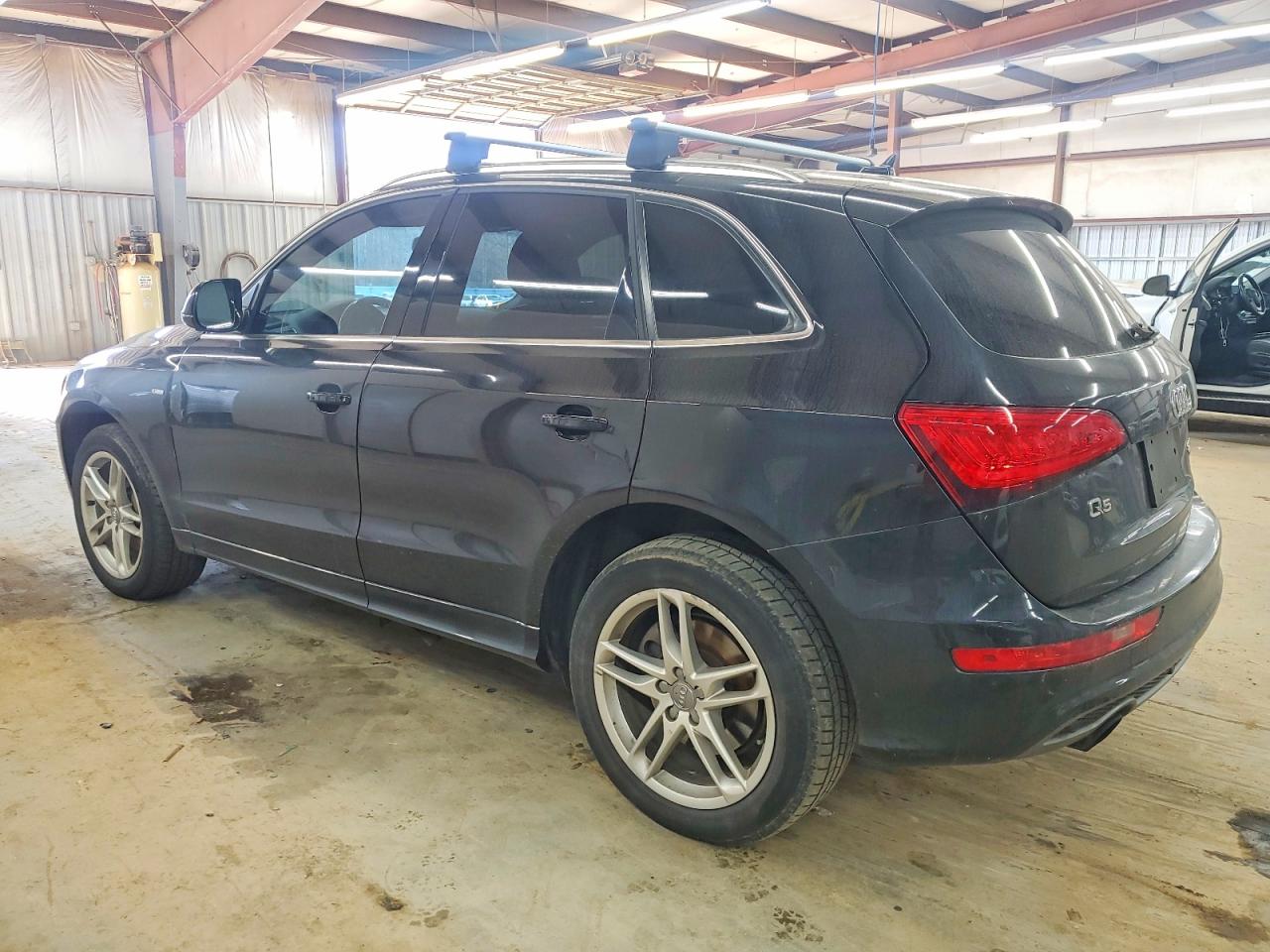 2013 AUDI Q5 PREMIUM PLUS photo 3