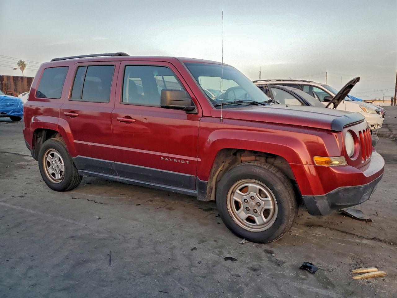 2014 JEEP PATRIOT SPORT photo 4