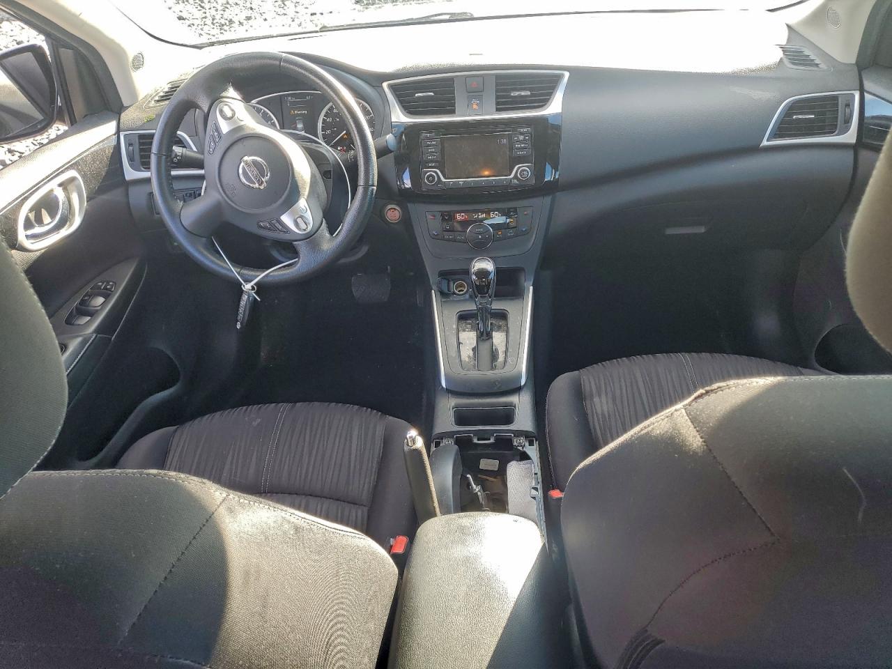 2018 NISSAN SENTRA SV photo 15