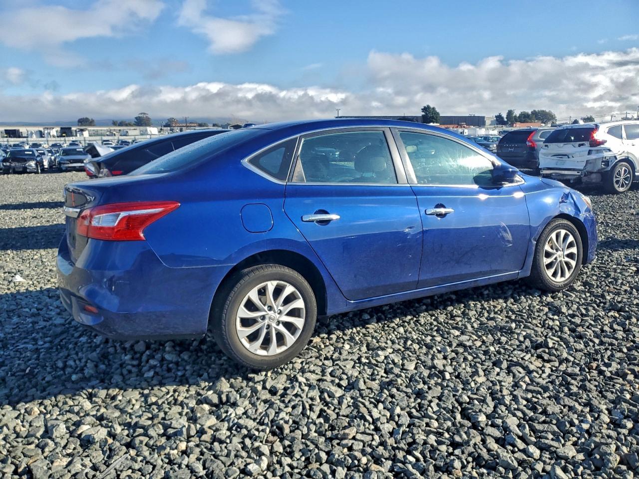 2018 NISSAN SENTRA SV photo 5