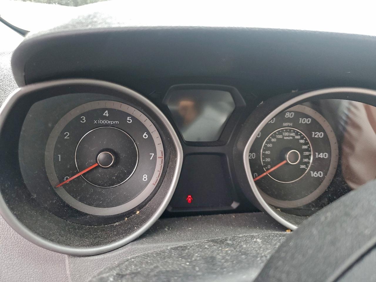 2015 HYUNDAI ELANTRA SE photo 9