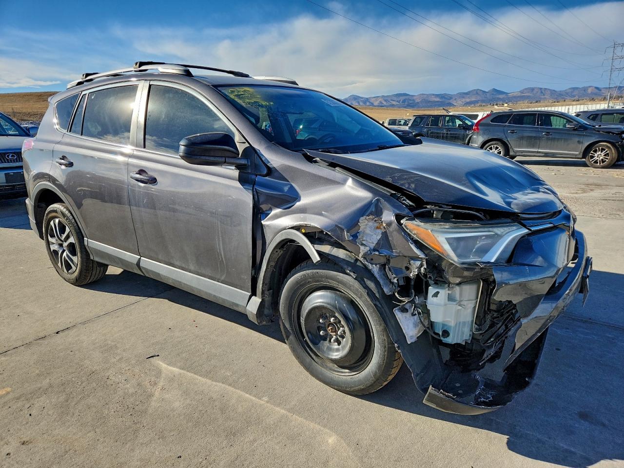 2016 TOYOTA RAV4 LE photo 4