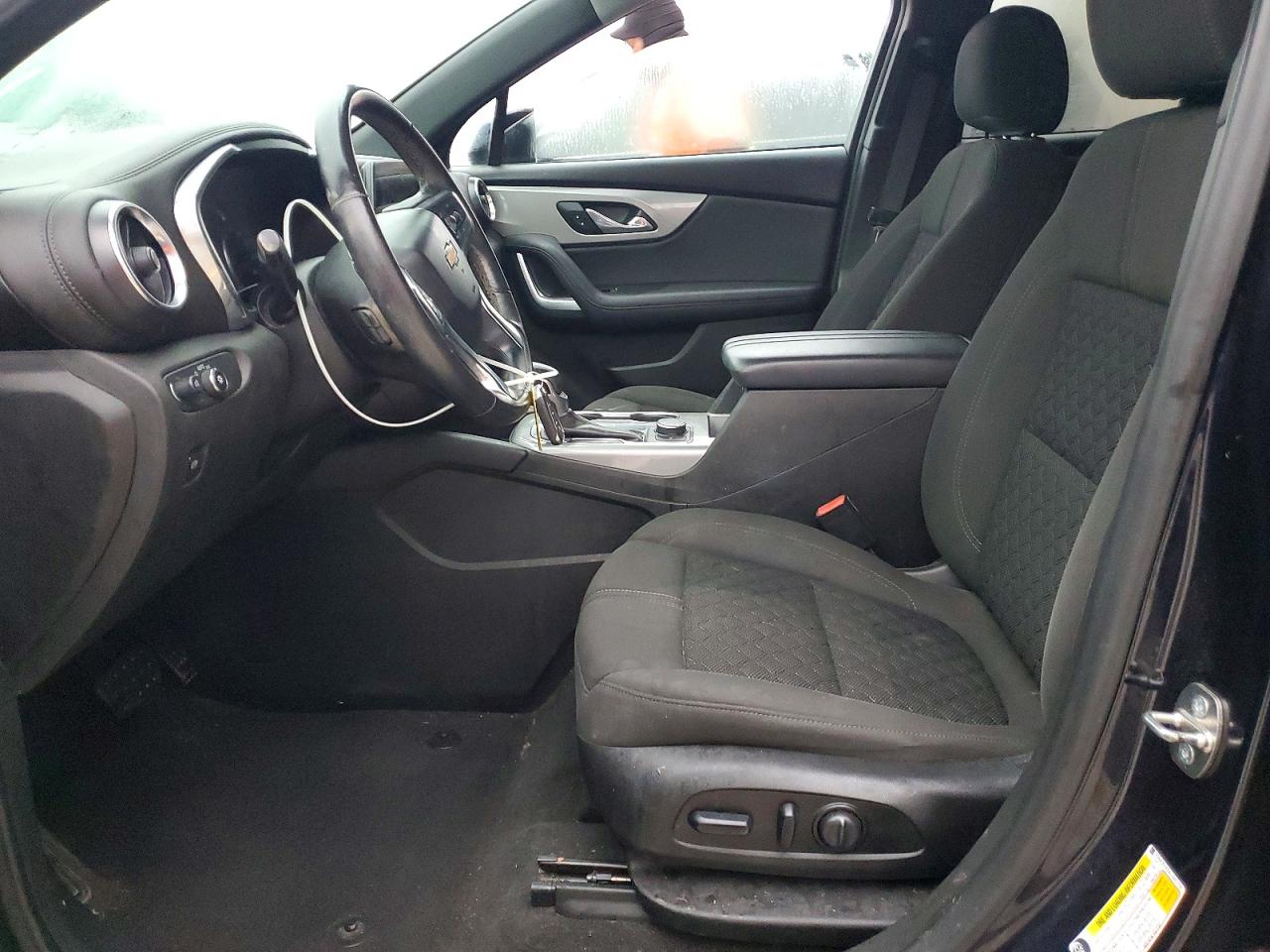 2020 CHEVROLET BLAZER 2LT photo 13