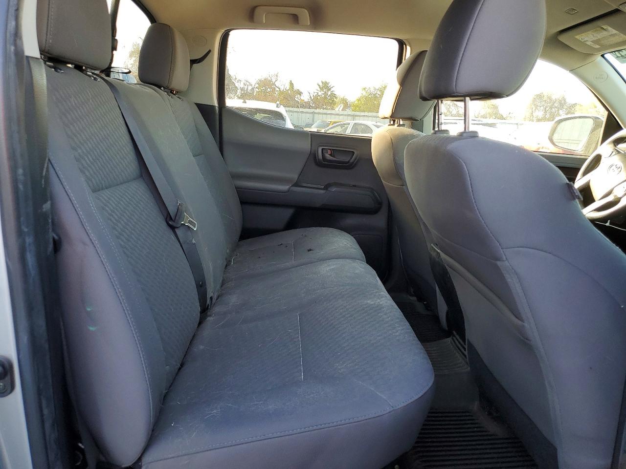 2022 TOYOTA TACOMA DOUBLE CAB photo 10