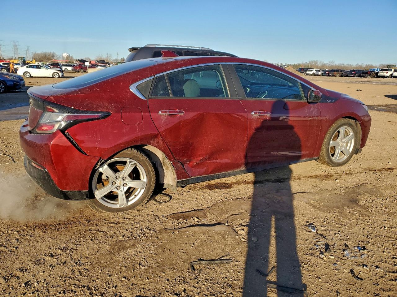 2017 CHEVROLET VOLT LT photo 3