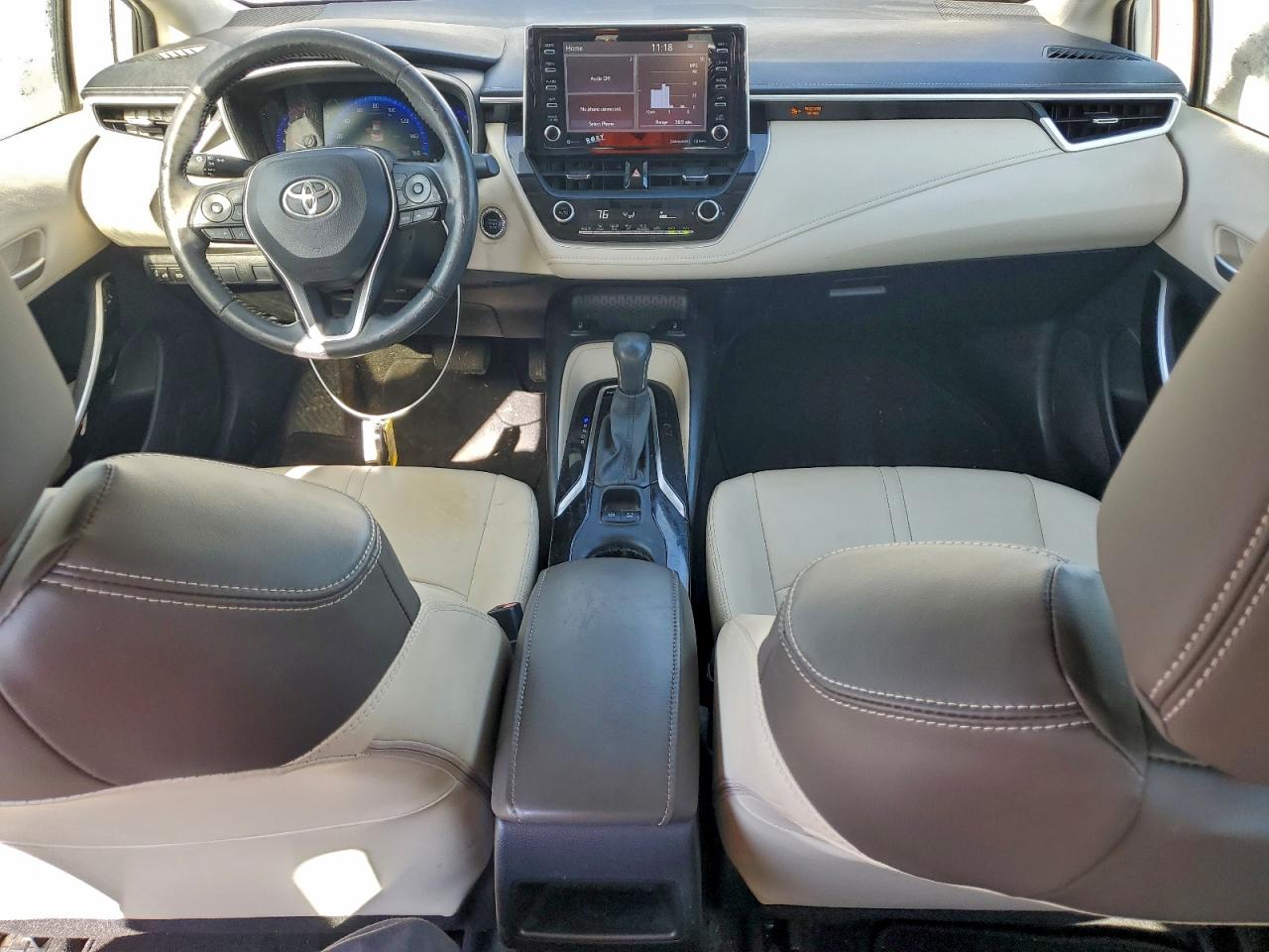 2020 TOYOTA COROLLA XLE photo 8