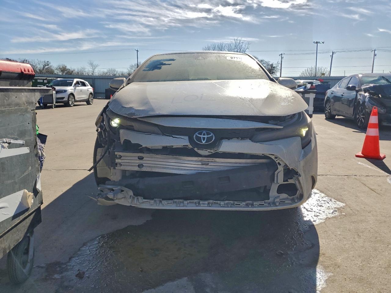 2020 TOYOTA COROLLA XLE photo 5