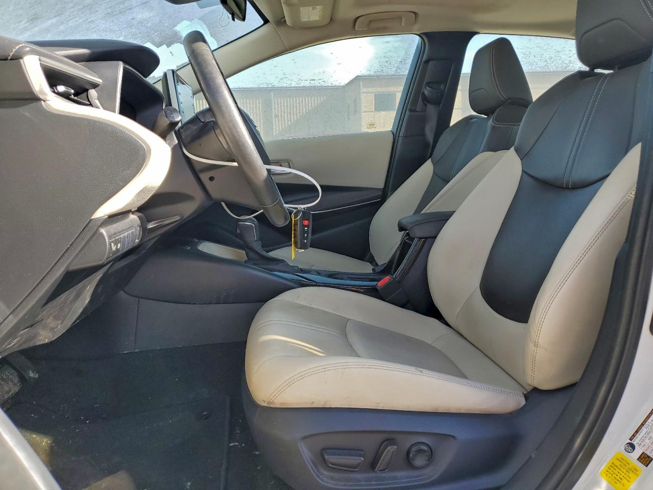 2020 TOYOTA COROLLA XLE photo 7