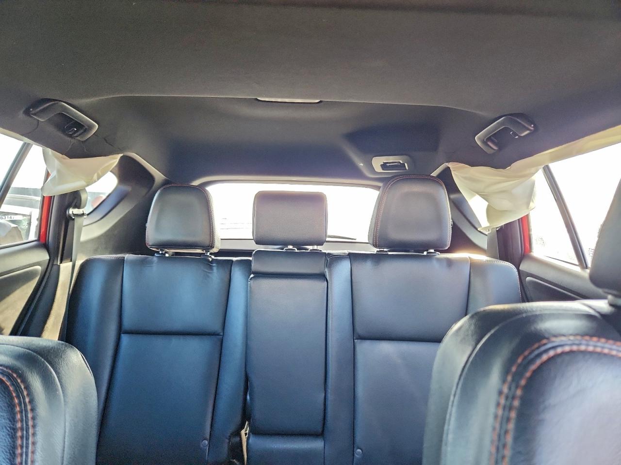 2016 TOYOTA RAV4 SE photo 10