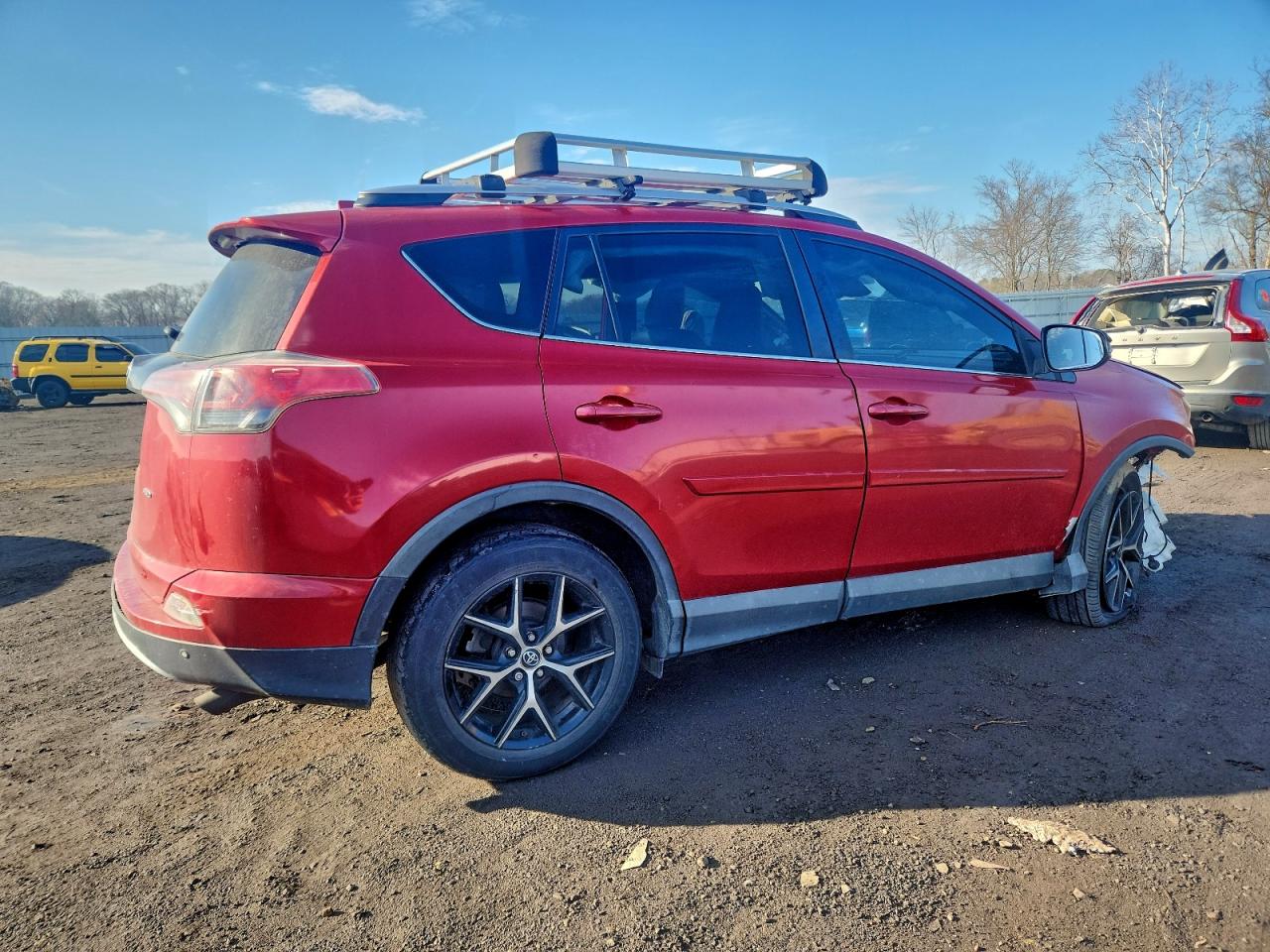 2016 TOYOTA RAV4 SE photo 3