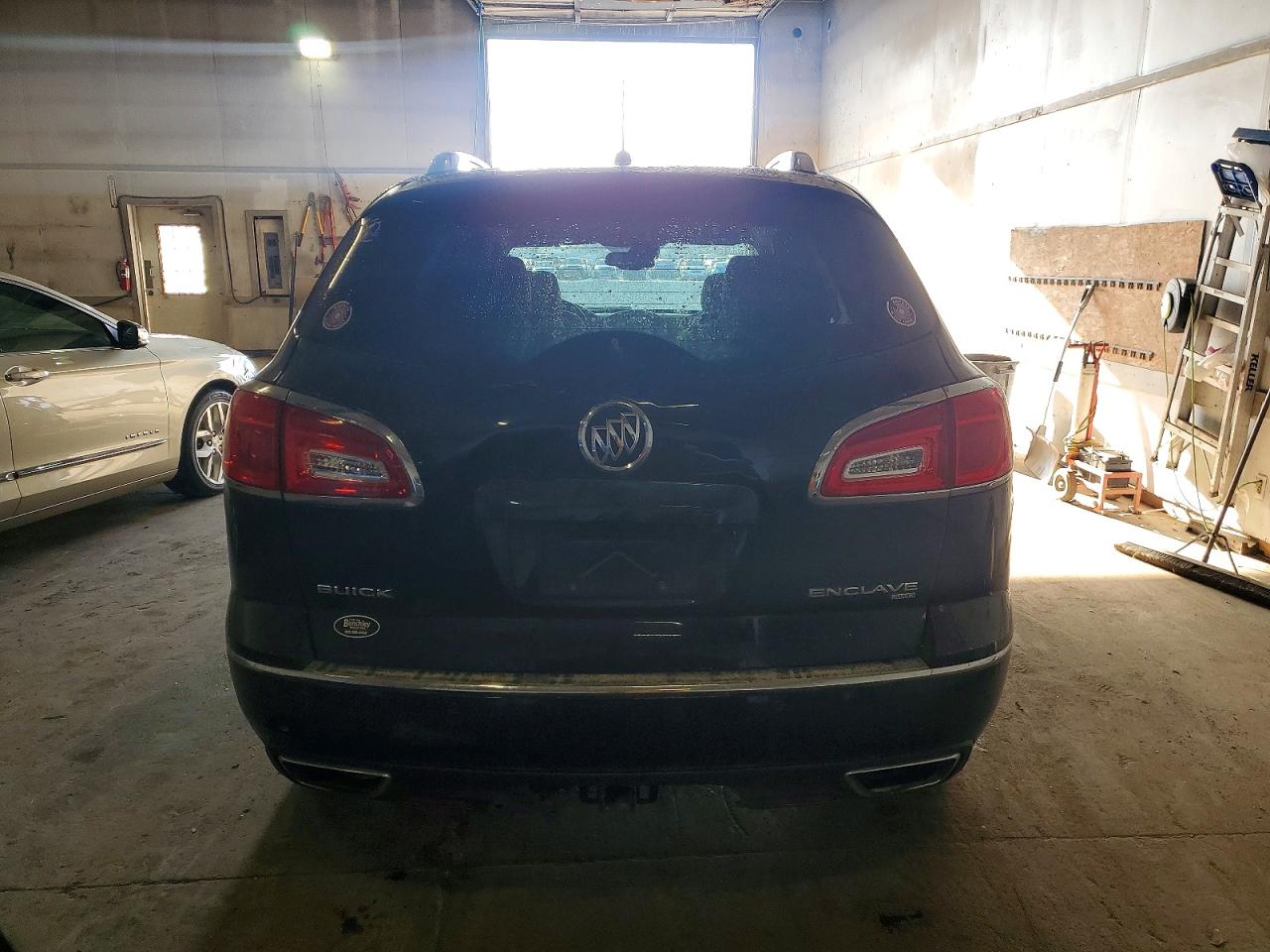 2015 BUICK ENCLAVE photo 16