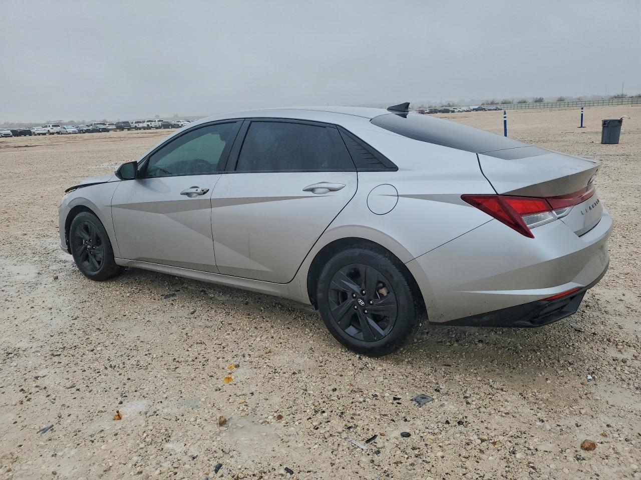 2021 HYUNDAI ELANTRA SEL photo 4