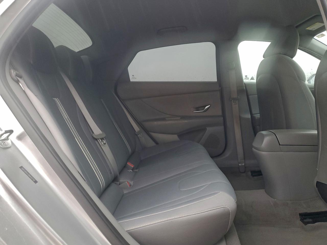 2021 HYUNDAI ELANTRA SEL photo 28