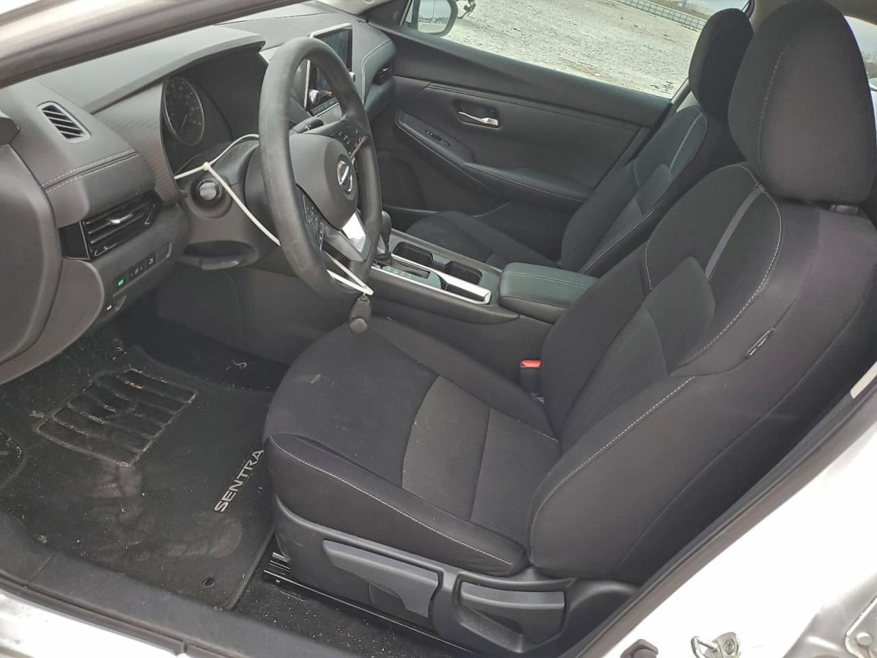 2023 NISSAN SENTRA SV photo 7