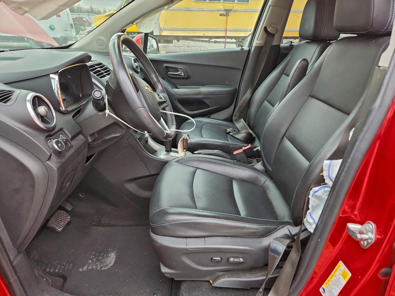 2015 CHEVROLET TRAX LTZ photo 13