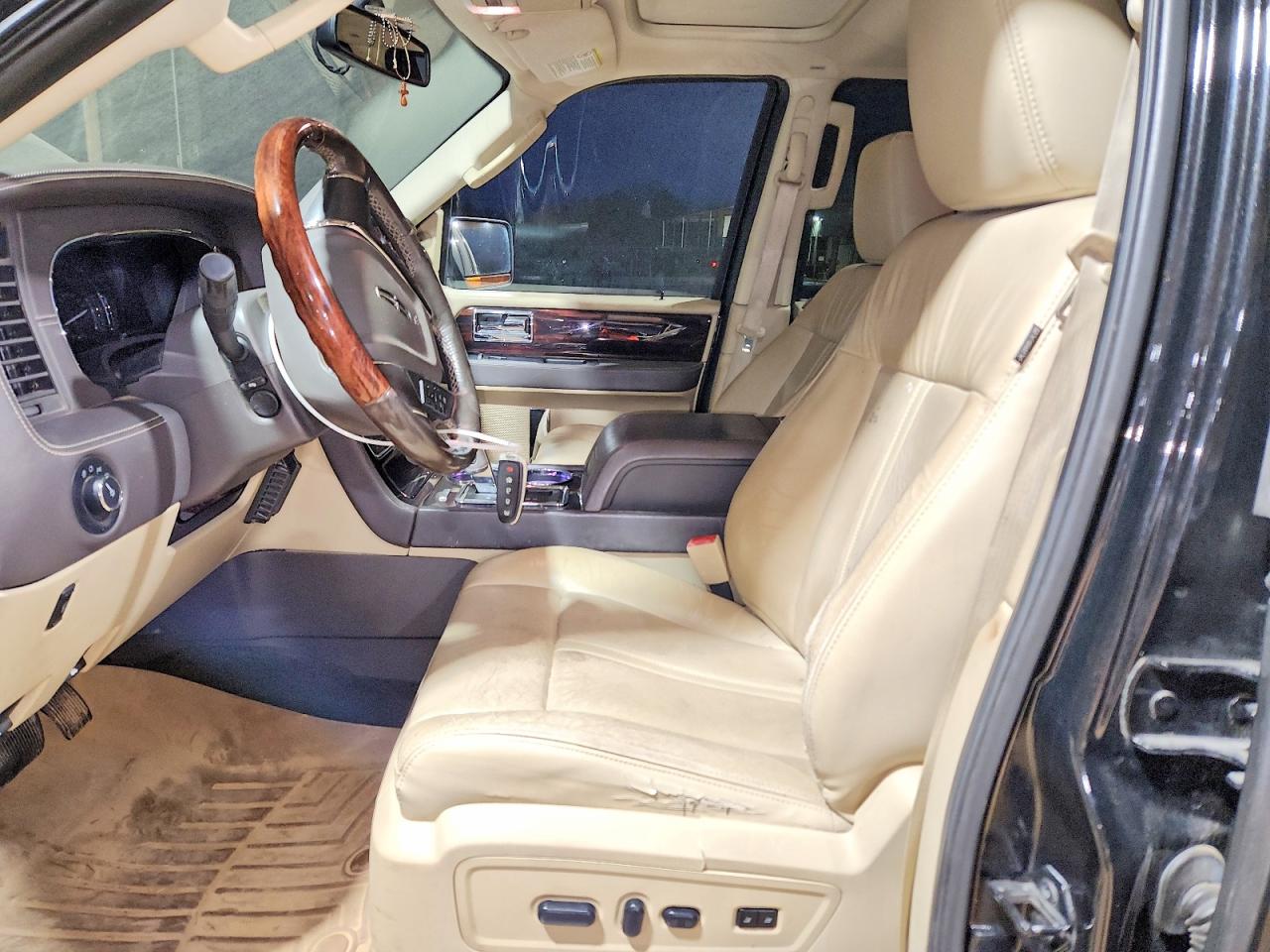2015 LINCOLN NAVIGATOR L photo 7