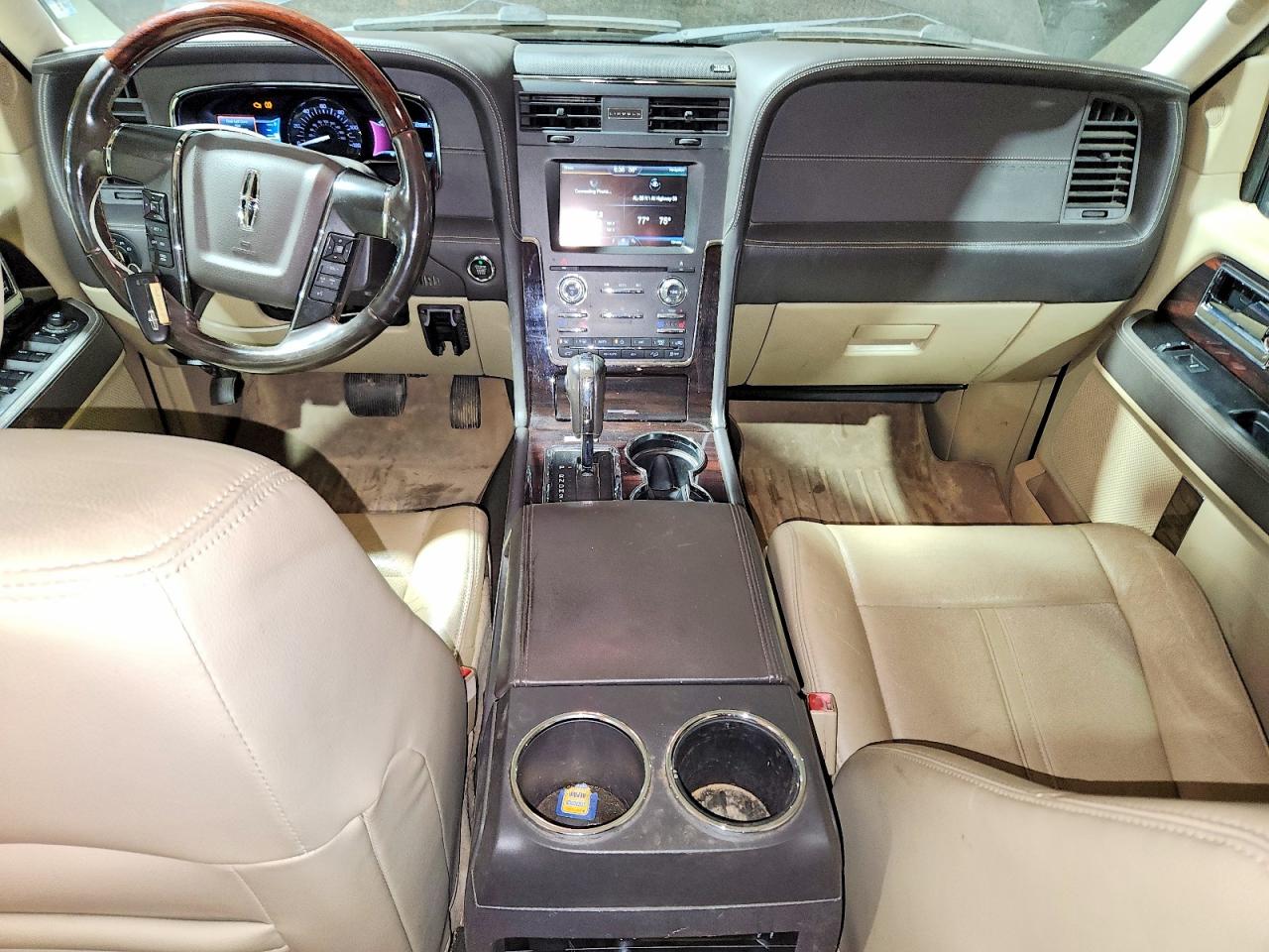 2015 LINCOLN NAVIGATOR L photo 8