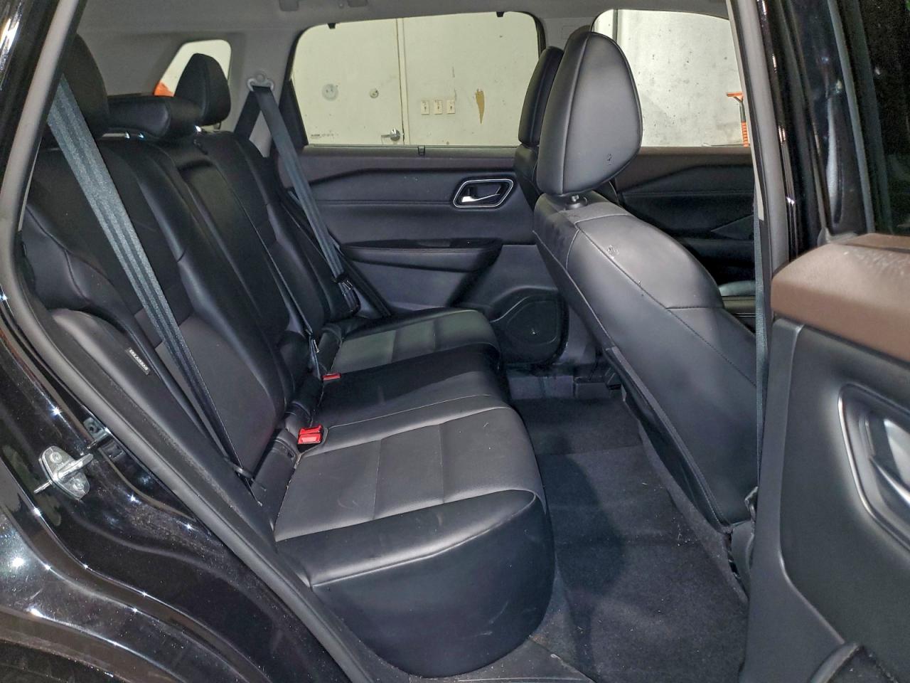 2021 NISSAN ROGUE SV photo 10