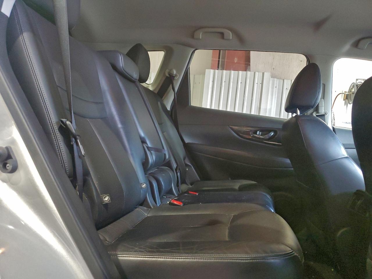2017 NISSAN ROGUE S photo 28