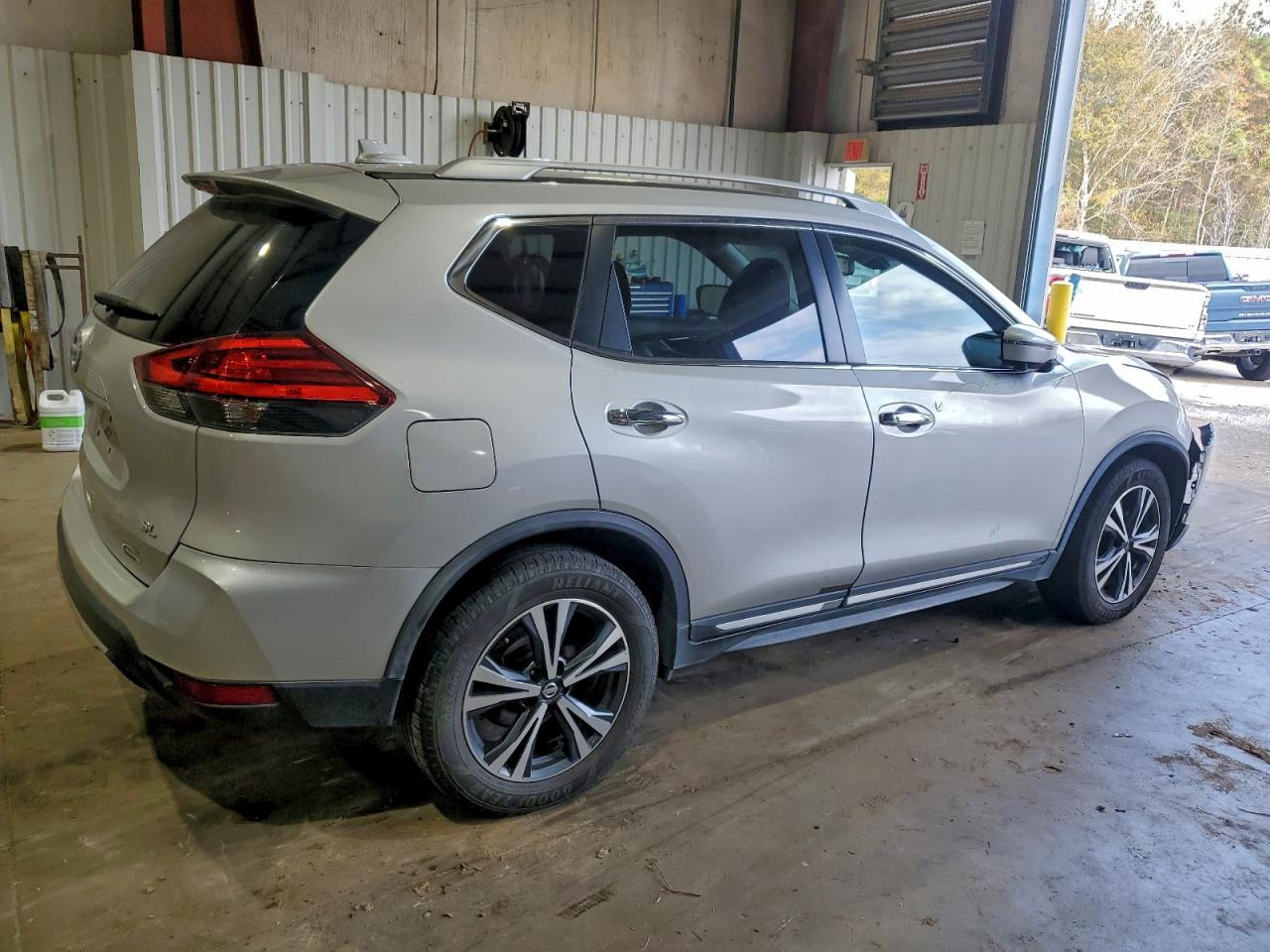 2017 NISSAN ROGUE S photo 7