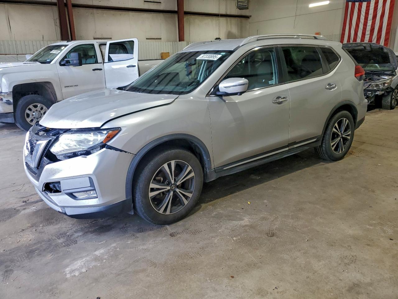 2017 NISSAN ROGUE