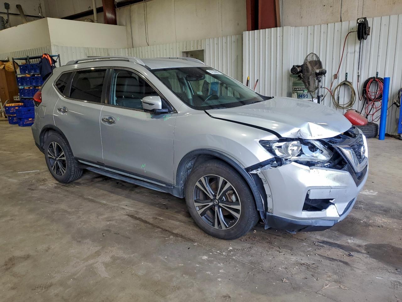 2017 NISSAN ROGUE S photo 10