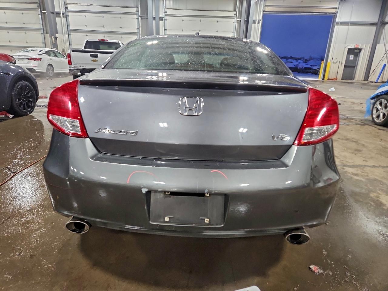 2011 HONDA ACCORD EXL photo 16